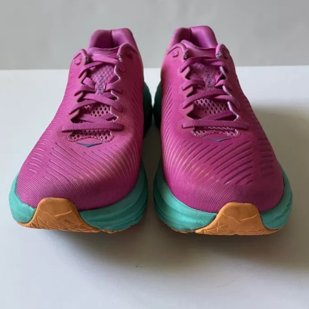 Hoka Rincon size 8